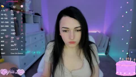 Leighla online show from 11/24/25, 06:46