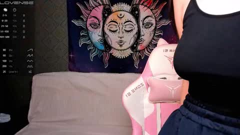 Leila online show from 09/16/25, 02:29