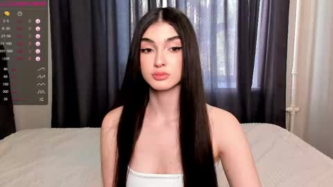 Leila online show from 05/06/26, 01:05