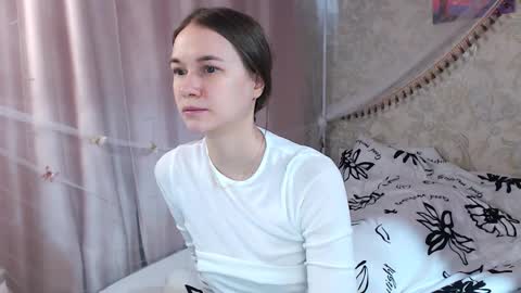 Snapshot of leila_bambi chatting on 03/16/26, 10:19 leila_bambi online show from 03/16/26, 10:19