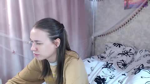 Snapshot of leila_bambi chatting on 03/17/26, 09:56 leila_bambi online show from 03/17/26, 09:56