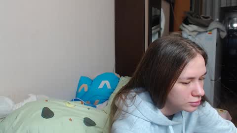 Snapshot of leila_bambi_ chatting on 01/15/25, 04:21 leila_bambi_ online show from 01/15/25, 04:21