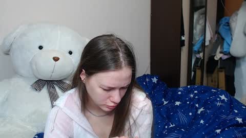 Snapshot of leila_bambi_ chatting on 01/25/25, 07:49 leila_bambi_ online show from 01/25/25, 07:49