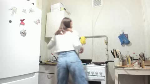 Snapshot of leila_bambi_ chatting on 03/10/26, 02:55 leila_bambi_ online show from 03/10/26, 02:55