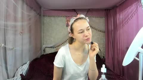 leila_bambi_ online show from 04/29/26, 06:14