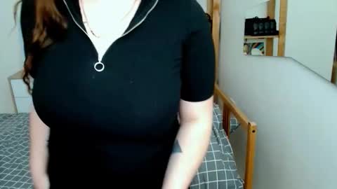 Leila online show from 02/03/26, 06:40