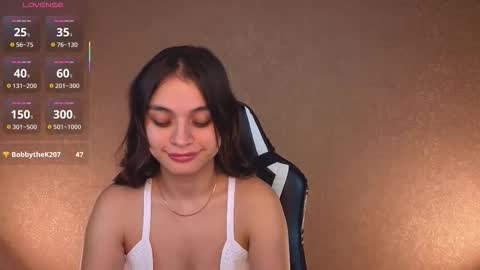 Leila online show from 11/12/25, 06:25