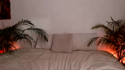LEILA LUNA online show from 07/16/26, 01:11