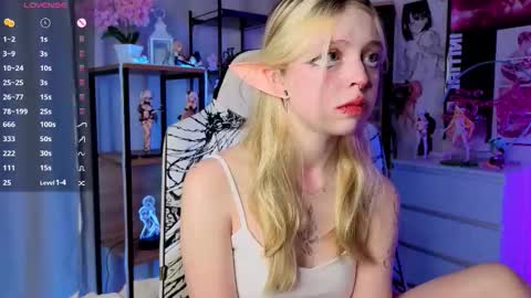 Leila online show from 09/11/25, 04:12