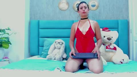   online show from 02/13/25, 04:22