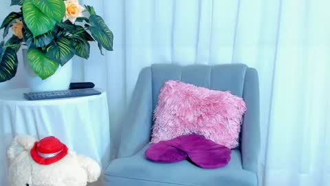   online show from 02/20/25, 07:23