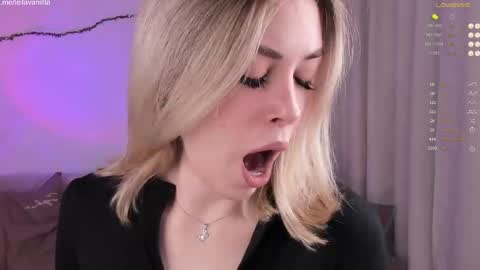 leilalafleur_ online show from 06/10/26, 04:23