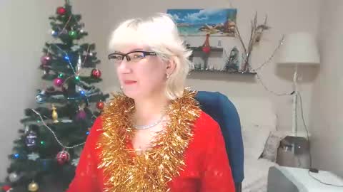 Leila Kinky online show from 01/04/25, 07:45