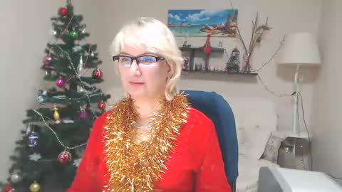 Leila Kinky online show from 01/04/25, 11:11