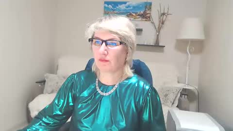 Leila Kinky online show from 03/06/25, 06:52