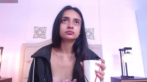 Snapshot of leilani_x chatting on 10/20/25, 11:10 leilani_x online show from 10/20/25, 11:10