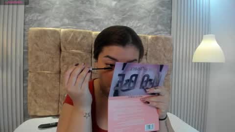 leilapons online show from 11/16/25, 04:34