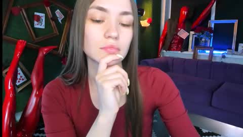 Snapshot of leilarai chatting on 03/26/26, 02:11 Leila Rai online show from 03/26/26, 02:11