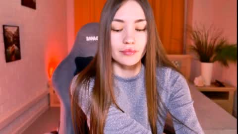 Snapshot of leilarai chatting on 04/07/26, 01:33 Leila Rai online show from 04/07/26, 01:33