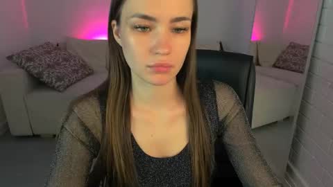 Snapshot of leilarai chatting on 05/11/26, 03:07 Leila Rai online show from 05/11/26, 03:07