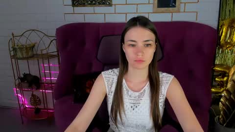 Snapshot of leilarai chatting on 05/22/26, 02:33 Leila Rai online show from 05/22/26, 02:33