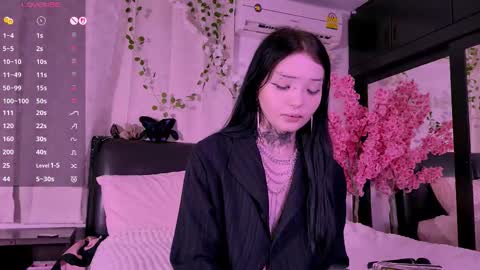 Lein online show from 10/22/25, 01:06