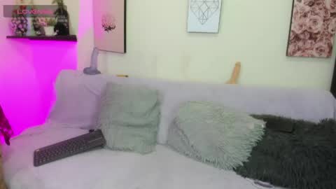 lele_699 online show from 05/03/26, 08:59