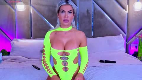 Carlaa online show from 09/24/25, 05:27