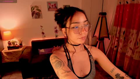 lemoonpeach online show from 12/24/24, 12:00