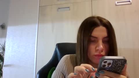 Snapshot of lena6122000 chatting on 11/14/25, 03:11 lena6122000 online show from 11/14/25, 03:11