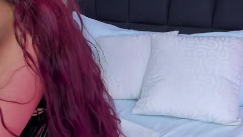 L E N A online show from 09/28/25, 07:58