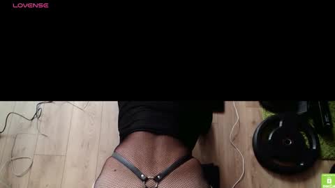 Snapshot of lena_etan1 chatting on 09/15/25, 01:22 Lena and Etan online show from 09/15/25, 01:22