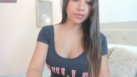 lena_luthor online show from 01/08/26, 08:16