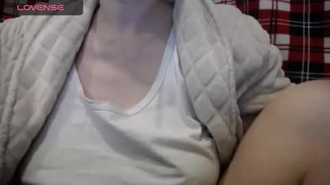 Snapshot of lenagolden chatting on 12/14/24, 07:51 lenagolden online show from 12/14/24, 07:51