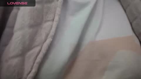 Snapshot of lenagolden chatting on 01/29/25, 03:12 lenagolden online show from 01/29/25, 03:12