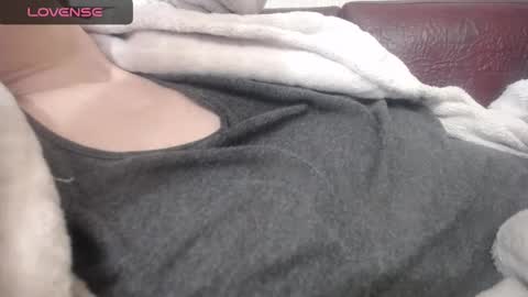 Snapshot of lenagolden chatting on 02/12/25, 04:12 lenagolden online show from 02/12/25, 04:12