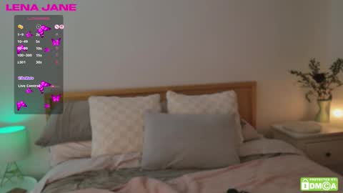 Snapshot of lenajane_xx chatting on 03/06/26, 08:27 lenajane_xx online show from 03/06/26, 08:27