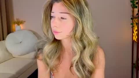 Snapshot of lenamuti chatting on 06/21/26, 06:38 Lena online show from 06/21/26, 06:38