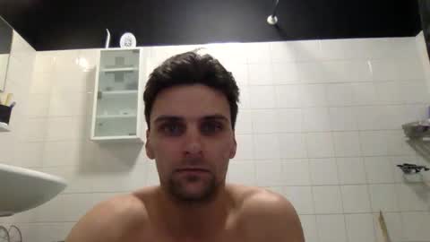 Snapshot of lendariokiss chatting on 03/23/26, 10:25 Armando online show from 03/23/26, 10:25