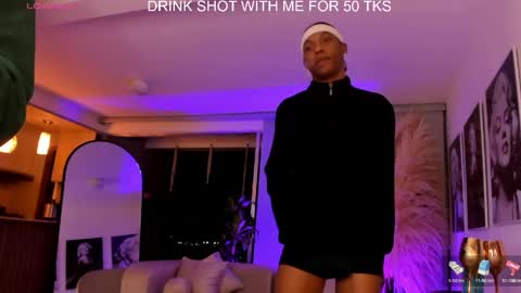 Lenner INDEPENDENT MODEL online show from 05/22/26, 01:24