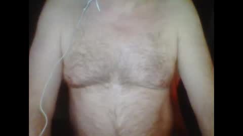 Snapshot of leo214550 chatting on 03/23/26, 04:49 LEO online show from 03/23/26, 04:49