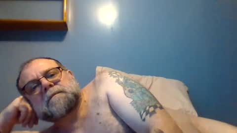 leo71313 online show from 12/20/25, 07:21