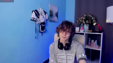 Snapshot of leo_bensyten chatting on 11/19/25, 05:13 Leo online show from 11/19/25, 05:13