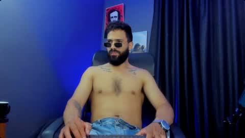 Leo  Diaz online show from 01/19/25, 04:57