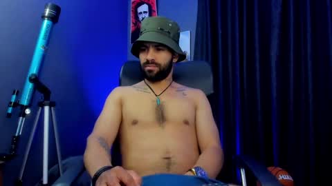 Leo  Diaz online show from 02/08/25, 03:30