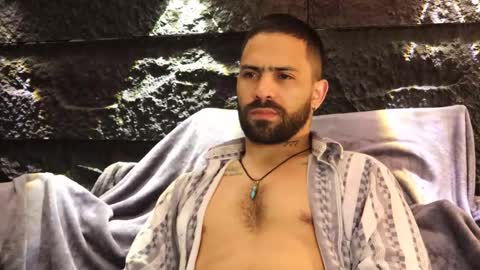 Leo  Diaz online show from 12/02/25, 01:44