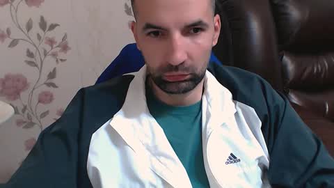 Snapshot of leo_gianni chatting on 05/07/26, 09:25 Leo Gianni online show from 05/07/26, 09:25