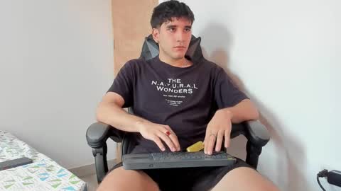 Leo Jones online show from 01/02/25, 06:34