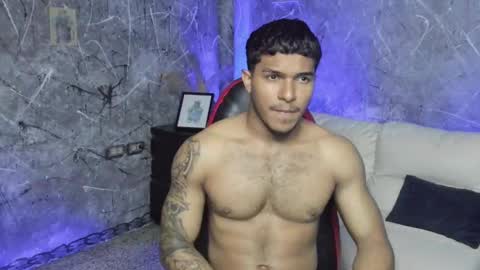 Leo independent model online show from 09/17/25, 11:50