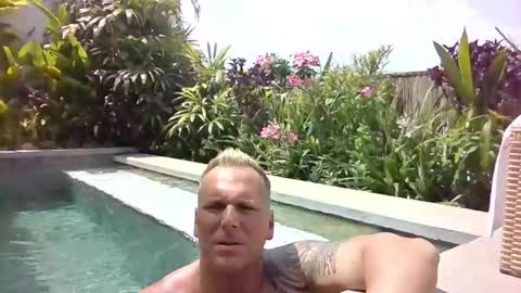 TheBigLeo online show from 10/28/25, 05:33